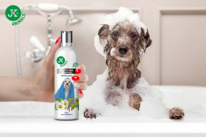 JK ANIMALS Šampón so zjemňujúcimi účinkami pre bielu / svetlú srsť, 250 ml | © copyright jk animals, všetky práva vyhradené